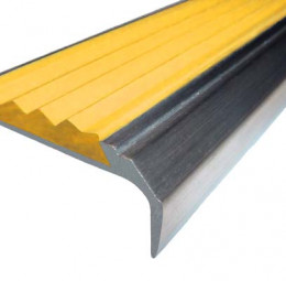 Накладка на ступень угловая желтая в алюминиевом корпусе на клеевой основе AL40-P 40x16 мм
